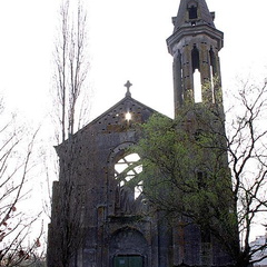 Eglise Sainte-Thérése à Léojac (face)