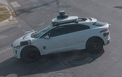 Waymo sur carrefour à Austin Texas